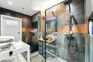 Apartament z ogródkiem i 2 miejscami postojowymi ! - 12