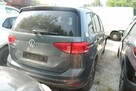 Volkswagen Touran - 3