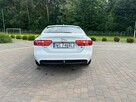 Jaguar XE - 6