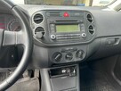 Syndyk sprzeda samochód Volkswagen Golf z 2006 roku - 9