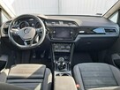 Volkswagen Touran - 9