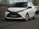 Toyota Aygo Klima*GrzaneFotele*Kamera*PanelDotyk*Esp*Led*Bluet*Alu15*Gwar VGS - 2