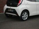 Toyota Aygo Klima*GrzaneFotele*Kamera*PanelDotyk*Esp*Led*Bluet*Alu15*Gwar VGS - 8