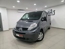Renault Trafic 9 OSOBOWY/Bogate wyposażenie / Roczna gwarancja w cenie / wzorowy stan - 1