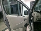 Renault Trafic 9 OSOBOWY/Bogate wyposażenie / Roczna gwarancja w cenie / wzorowy stan - 13