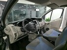 Renault Trafic 9 OSOBOWY/Bogate wyposażenie / Roczna gwarancja w cenie / wzorowy stan - 14