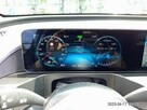 Mercedes EQC - 12