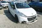 Peugeot 208 - 3