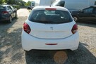 Peugeot 208 - 6