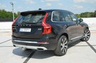 Volvo XC 90 B5 249 KM aut. 4x4/Head up/Skóry/Kamera 360/Panorama/Wentylowane - 16