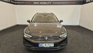 Volkswagen Passat - 2
