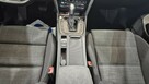Volkswagen Passat - 11
