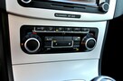 Volkswagen Passat 2.0 140 KM Xenon Climatronic 2 x Pdc - 16