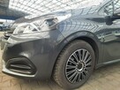 Peugeot 208 - 1