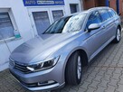 Volkswagen Passat - 1
