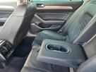 Volkswagen Passat - 12