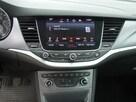 Opel Astra Sports Tourer z 2017 roku z silnikiem 1.6 (1598 cm³) - 11
