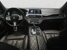 BMW 750 - 9