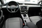 Volkswagen Passat FV23% SalonPL 150KM EVO Lift LED Android 1WŁ Tempomat Gwarancja - 10