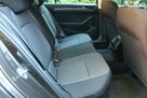 Volkswagen Passat - 12