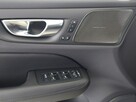 Volvo V60 T6 AWD Ultra Dark Hybryda Plug-In MY 2025 - 13