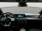Mercedes A 35 AMG - 9