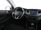 Hyundai Tucson navi klima auto grzane fotele kamera i czujniki parkowania - 16
