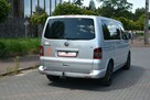Volkswagen Multivan T5 2.5TDi 131KM 2005r. Climatronic Stolik Kamera HAK 2xdrzwi POLECAM - 5