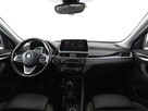BMW X1 FV23% PHEV automat xDrive 220km półskóra navi kamera grzane fotele HUD - 15