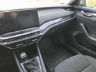 Syndyk sprzeda Skoda Octavia 1,5 Style - 9