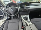 BMW 318 Nawigacja / Podgrzewane fotele / Klimatronic / Parctronic x 2 / itd. - 16