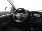 Mitsubishi Outlander 2.0 MIVEC SUV-Star Klimatyzacja Tempomat Navi Grzane Fotele Kamera - 16