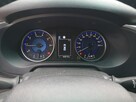 Toyota Hilux 2.4D4D 150KM Klimatronic Naw Parktronic Kamera Automat 4 x 4 Salon Pl - 13