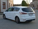 Ford S-Max - 11