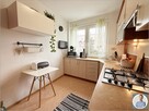 52m z osobną kuchnią. Balkon. 7 min. spacer nad morze. - 9