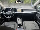 Volkswagen Golf - 8