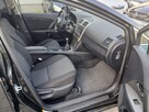 Toyota Avensis 2.2D4D klimatronik alufelgi kamera tempomat navi stan BDB - 12