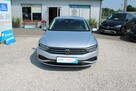 Volkswagen Passat ESSENCE  LED F-vat Salon Polska Gwarancja - 3