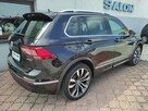 Volkswagen Tiguan R-line, DSG, 4-motion, alu 20'', alkantara, bogato wyposażony, zadbany - 6