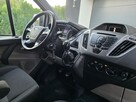 Ford Tourneo Custom bezwypadkowy /TITANIUM/ zarejestrowany/ zadbany/ kamera/ 9 osobowy - 6