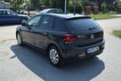 Volkswagen Polo 1.0B MPI Klimatronik PDC Grzane Fotele 2017r Sprowadzony - 10