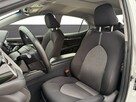 Toyota Camry 2.5 Hybrid Comfort CVT Sedan - 10