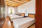 Zabytkowy dwór z XVIII w., 5,2 ha , 2100 m2 - 7