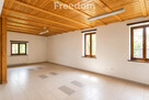 Zabytkowy dwór z XVIII w., 5,2 ha , 2100 m2 - 8