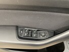 Volkswagen Passat 2.0 TDI Business DSG - 13