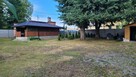 Sprzedam działkę zabudowaną o pow. 900m2 - 5