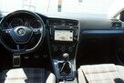 Volkswagen Golf - 9