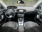 Peugeot 308 - 8