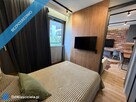 Luksusowy apartament w Browarach Warszawskich | Styl loftowy | Balkon na całej długości mieszkania - 6