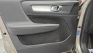 Volvo XC 40 Core aut ! Z Polskiego Salonu ! Faktura VAT ! - 10
